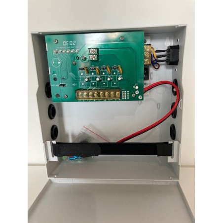 Netzteil Box 12V 5Ah 4Ch mit Not-Strom