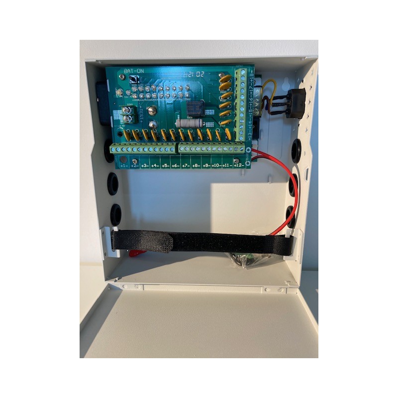 Netzteil Box 12V 20Ah 18Ch mit Not-Strom